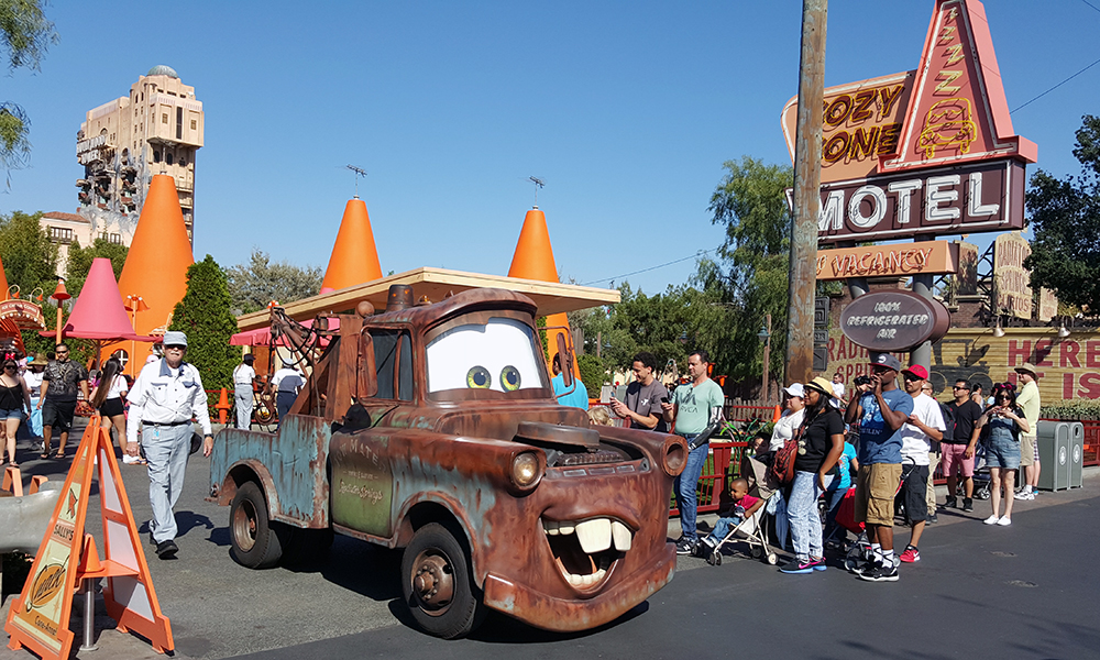 disney cars radiator springs rennset