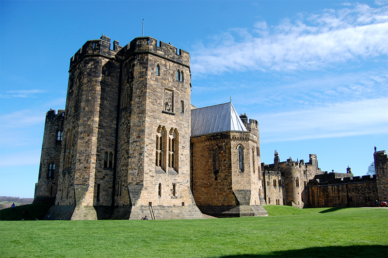 The medieval Alnwick Castle makes it a perfect film location